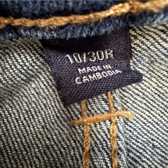 Universal Thread Mid Rise Boyfriend Blue Jeans - Picture 4 of 9